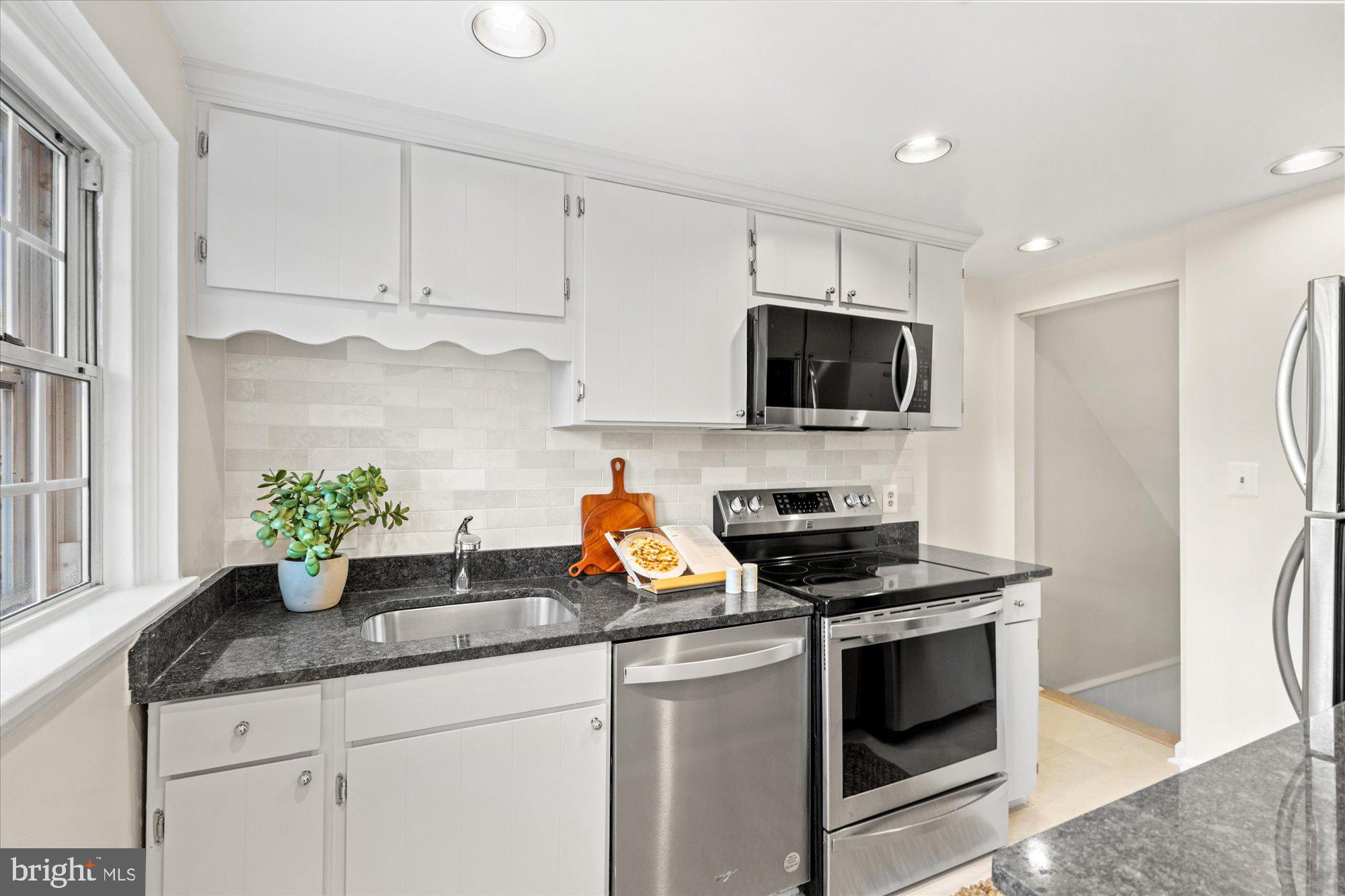 FAIRLINGTON VILLAGES - Residential