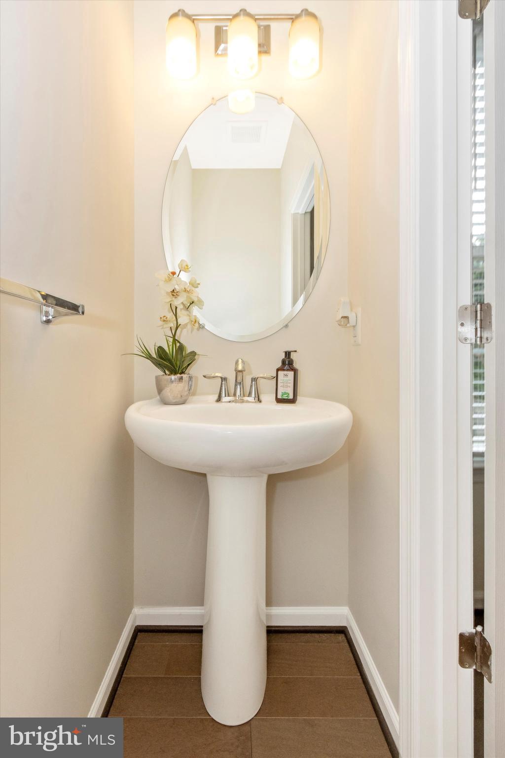 RED OAK CROSSING - Residential