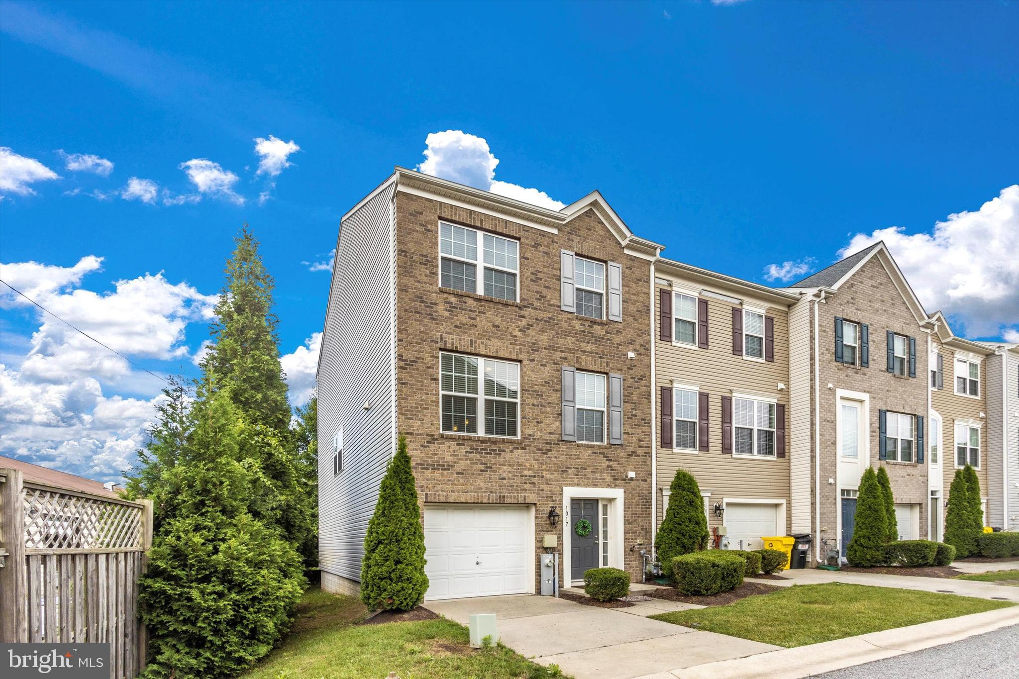 RED OAK CROSSING - Residential