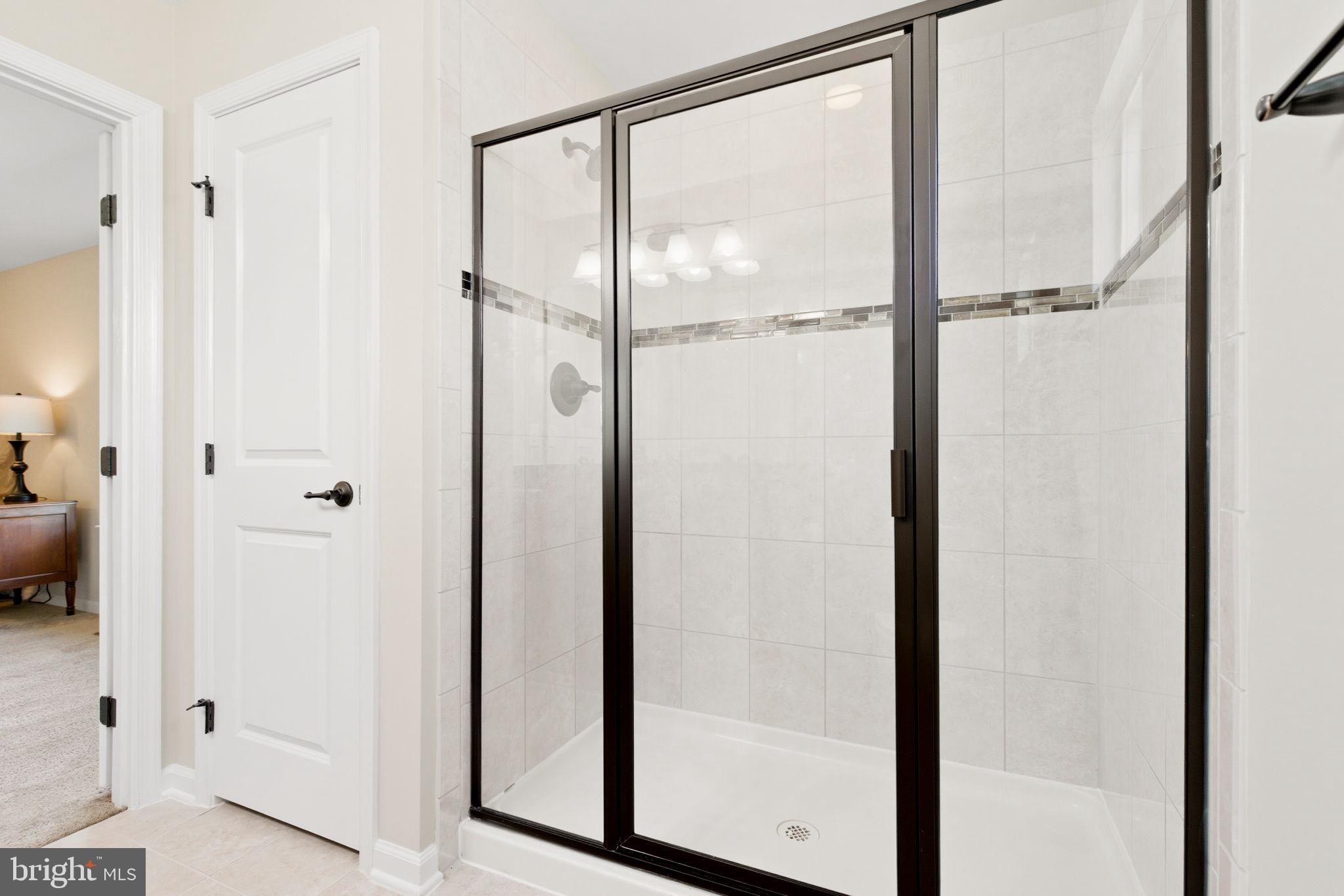 LAKE FREDERICK - Residential