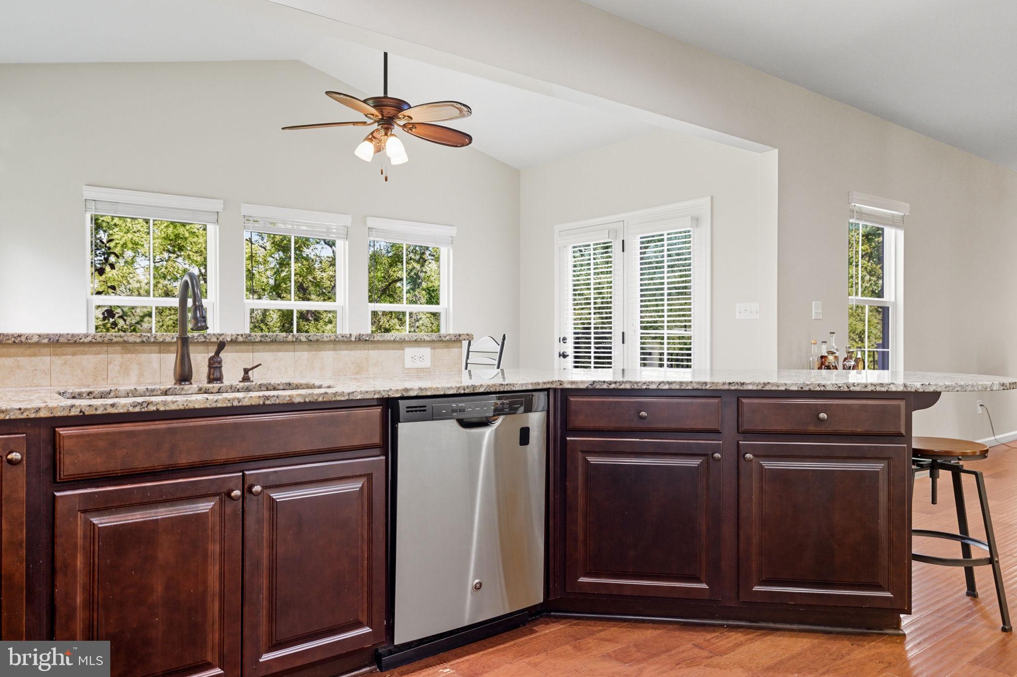 LAKE FREDERICK - Residential