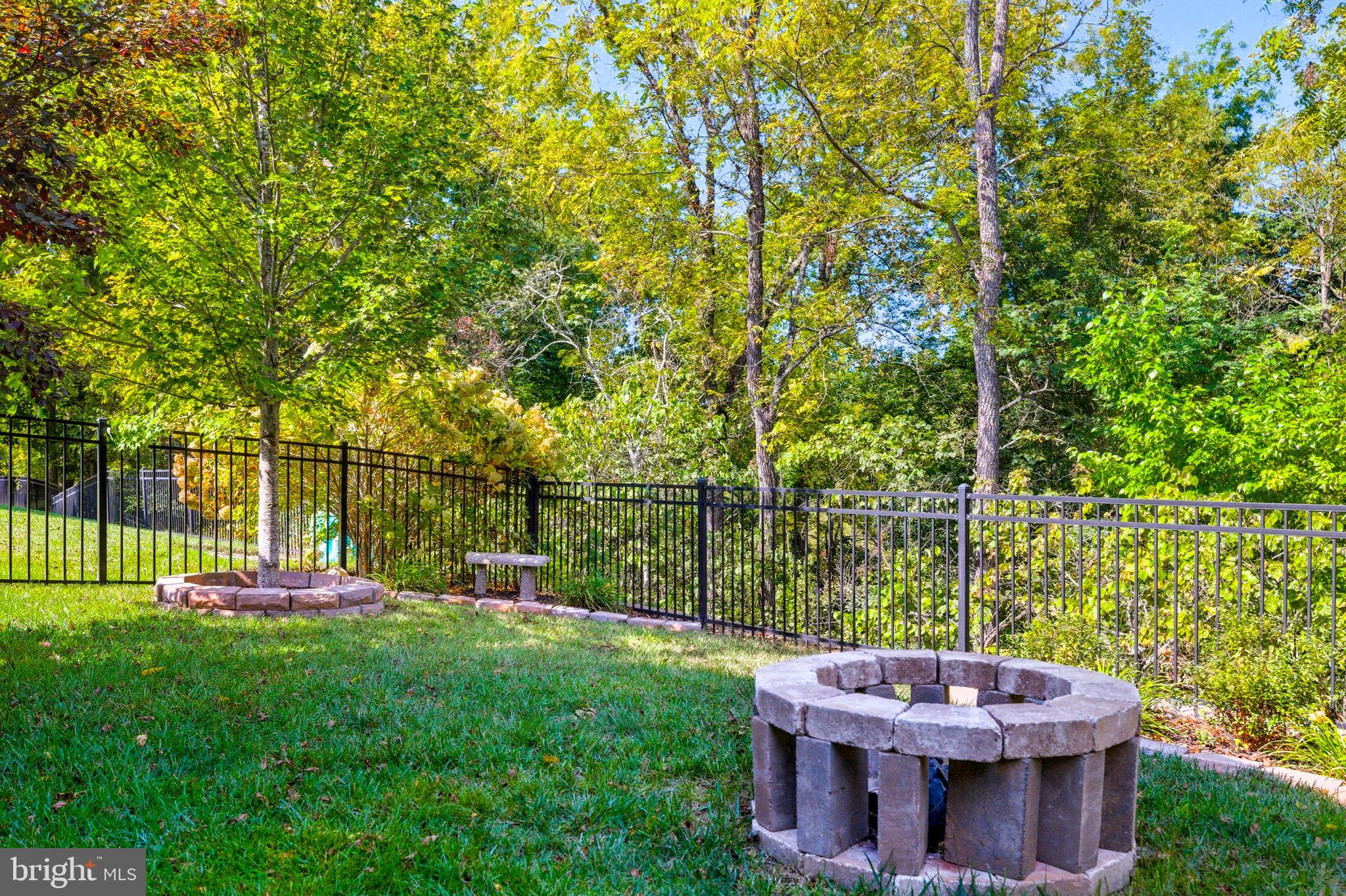 LAKE FREDERICK - Residential