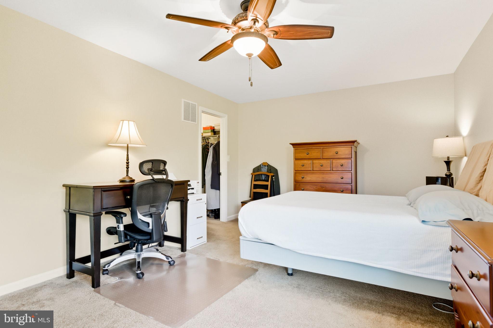 LAKE FREDERICK - Residential