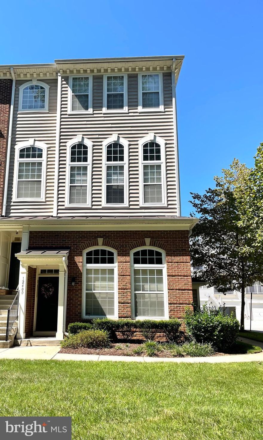 Gorgeous two level contemporary townhome with garage.  Lovely open floorpan w/ gas fireplace. Kitchen w/ stainless steel appliances.  Two spacious bedrooms with deck access from both bedrooms.  2 full & 1 half bathroom. Washer/Dryer on bedroom level for easy access. Close to metro stations, close to DC, close to Wegmans and close to shopping centers.