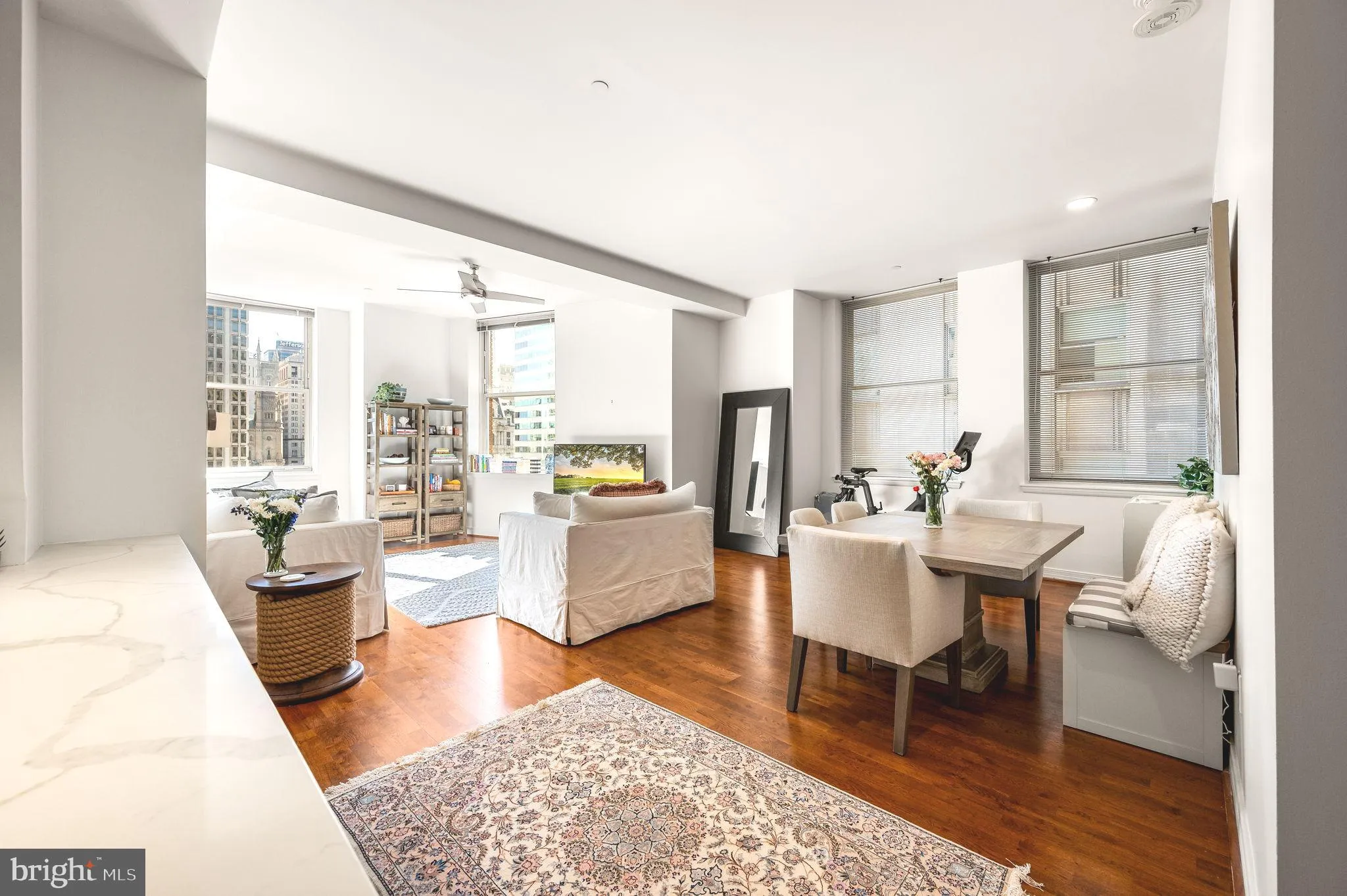 Philadelphia, Pennsylvania 19103, United States, 2 Bedrooms Bedrooms, ,2 BathroomsBathrooms,Residential,Active,85562