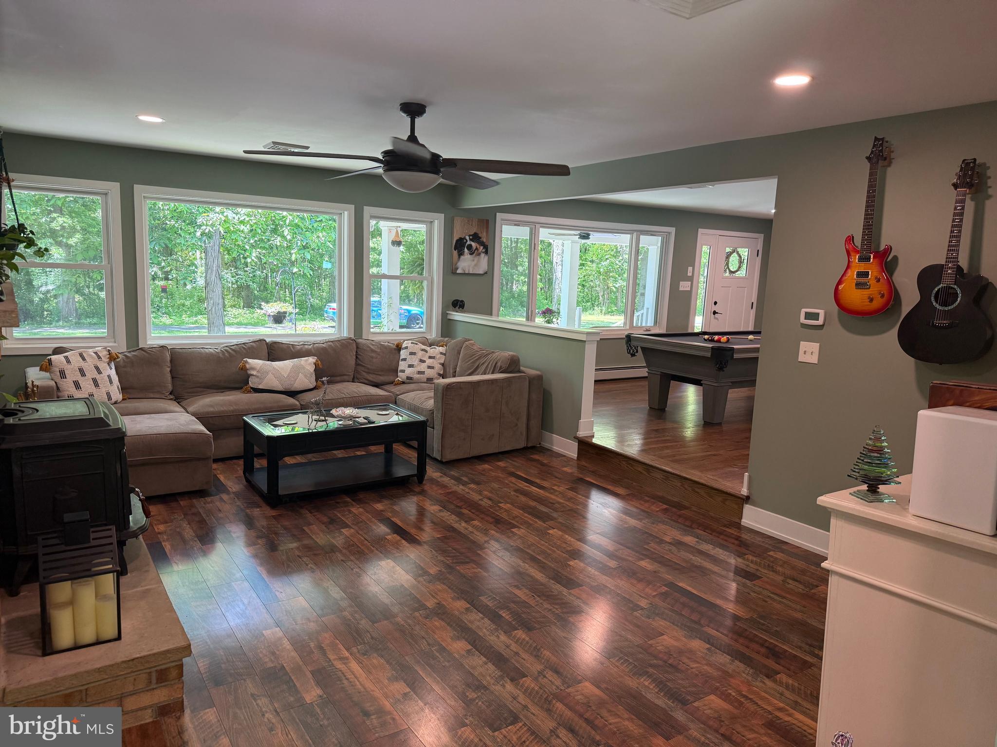 887 W SAW MILL ROAD