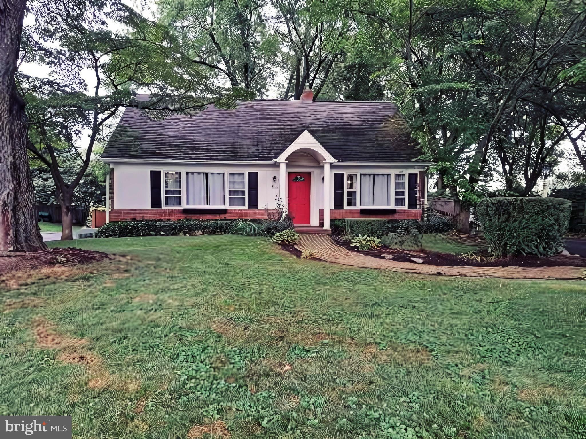 831 PARK HILL DRIVE