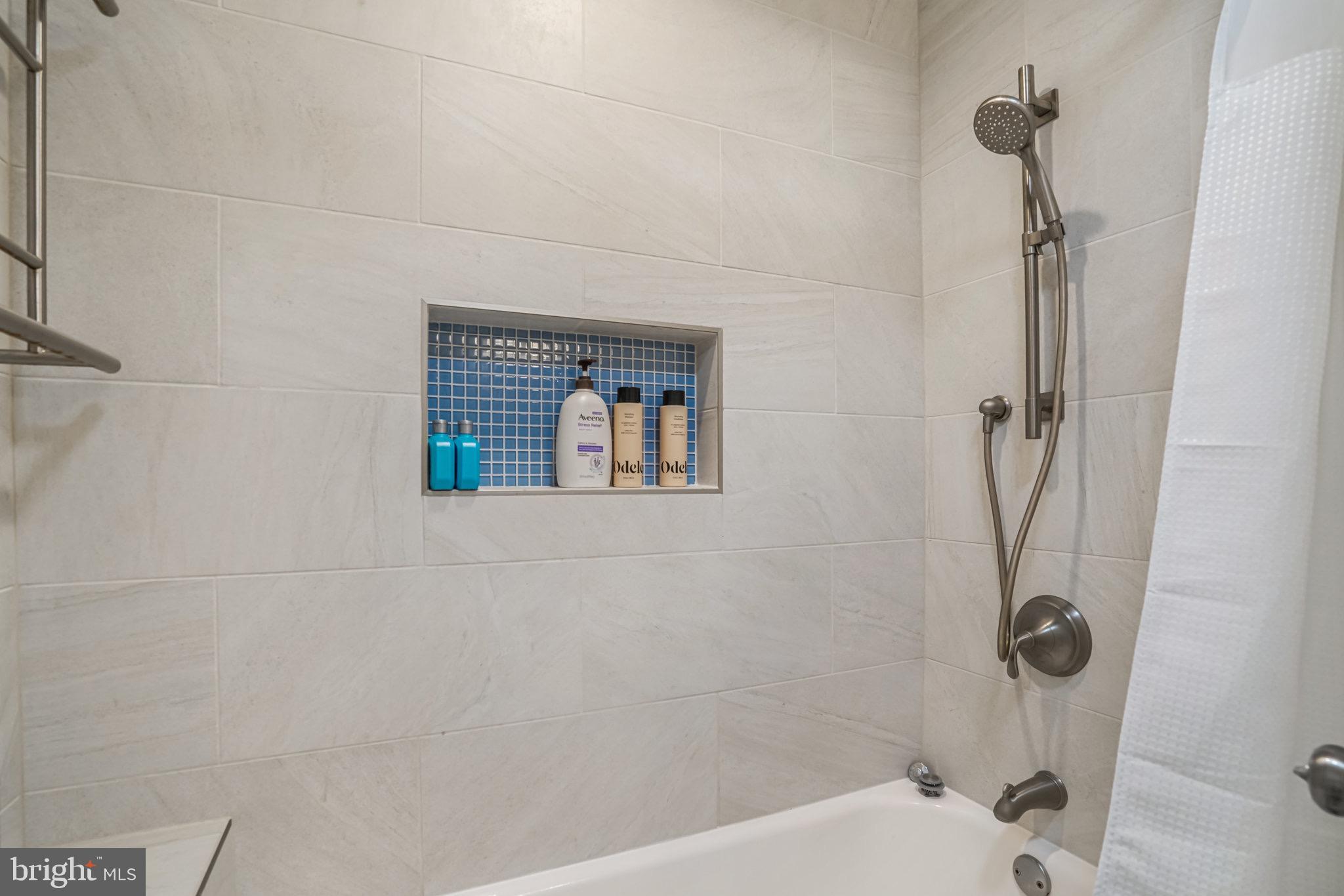 KERR'S ADDITION - Residential Lease