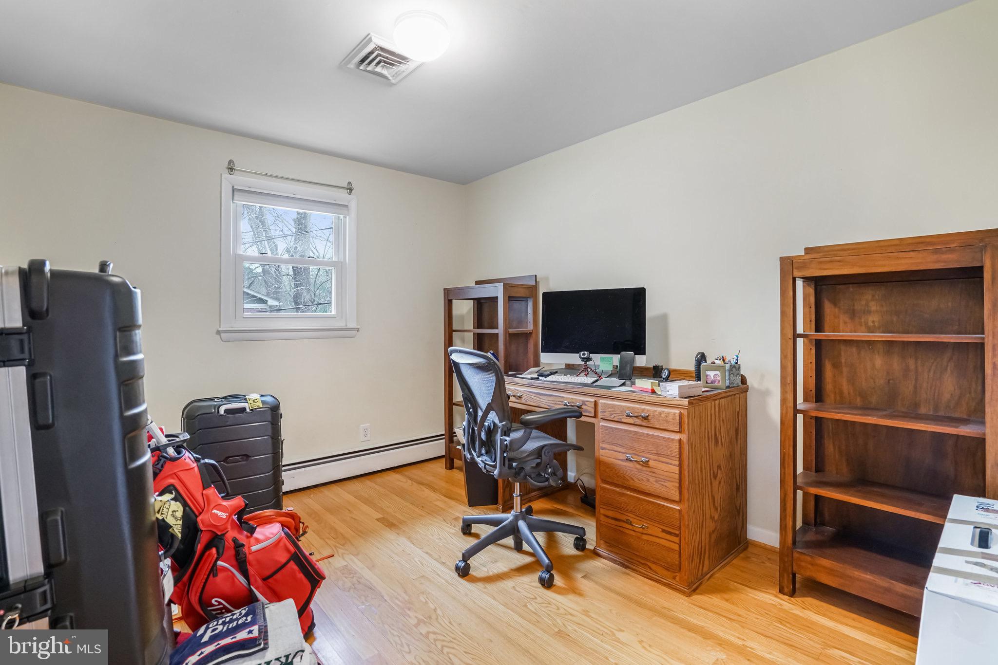 KERR'S ADDITION - Residential Lease