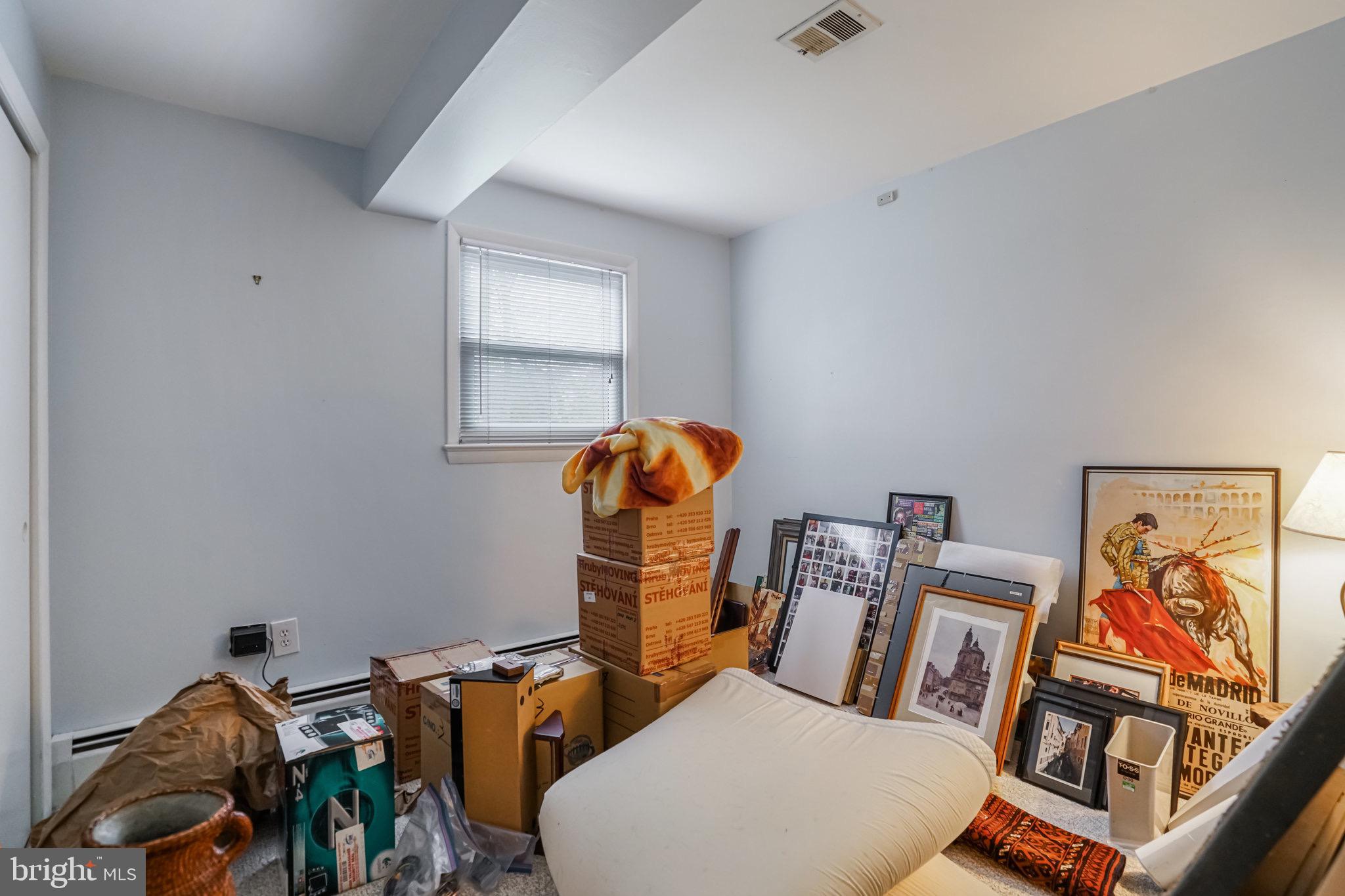 KERR'S ADDITION - Residential Lease