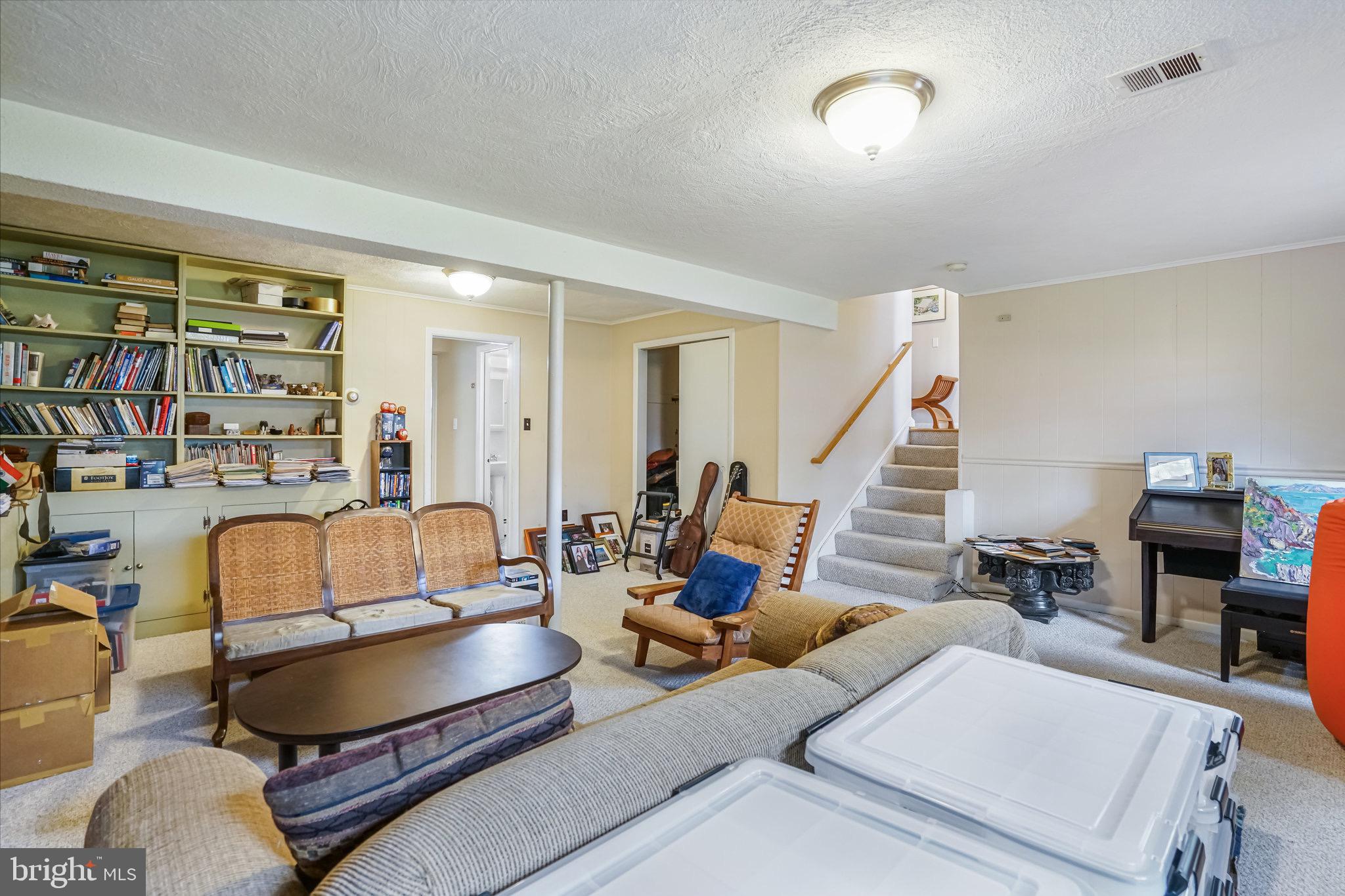 KERR'S ADDITION - Residential Lease