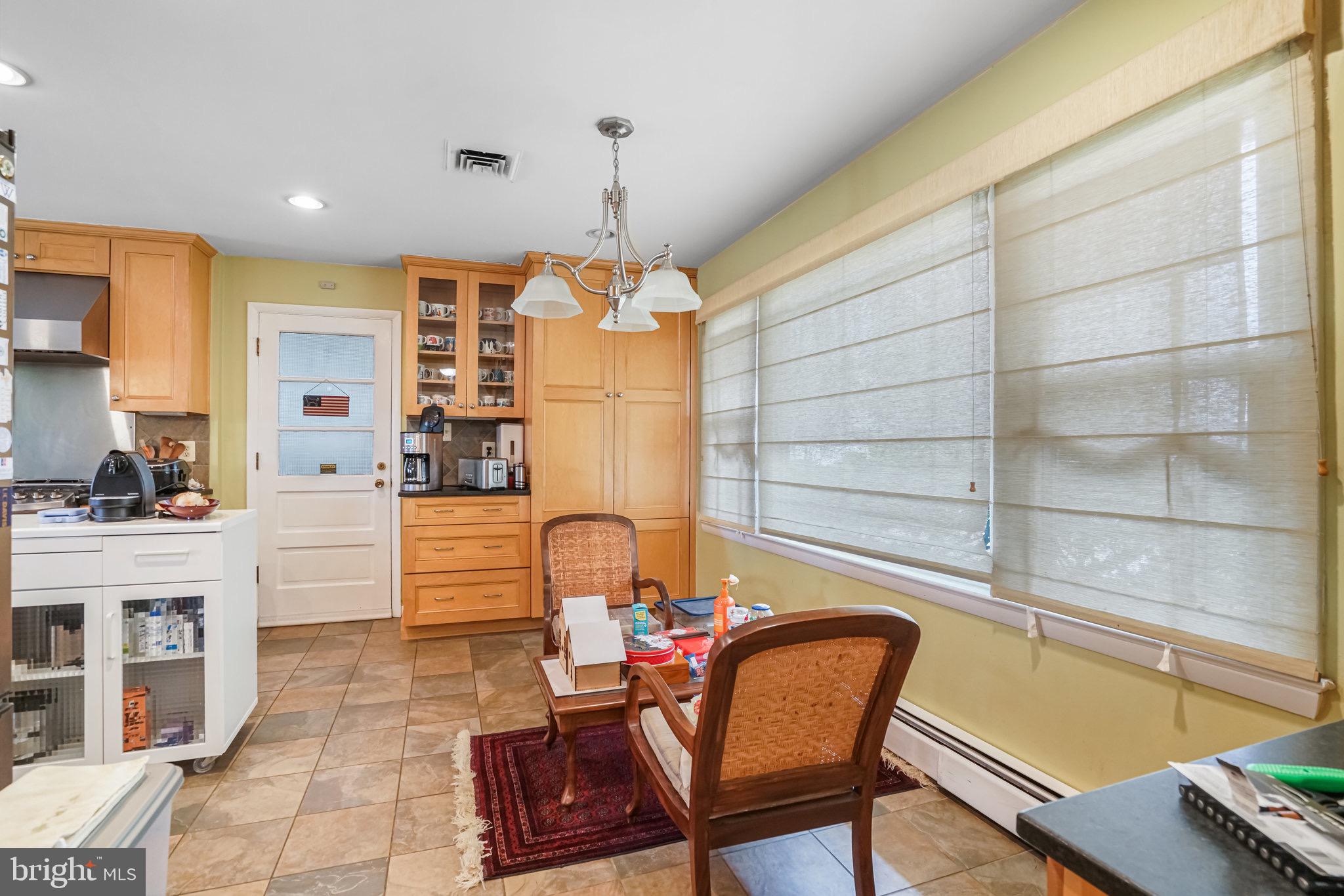 KERR'S ADDITION - Residential Lease