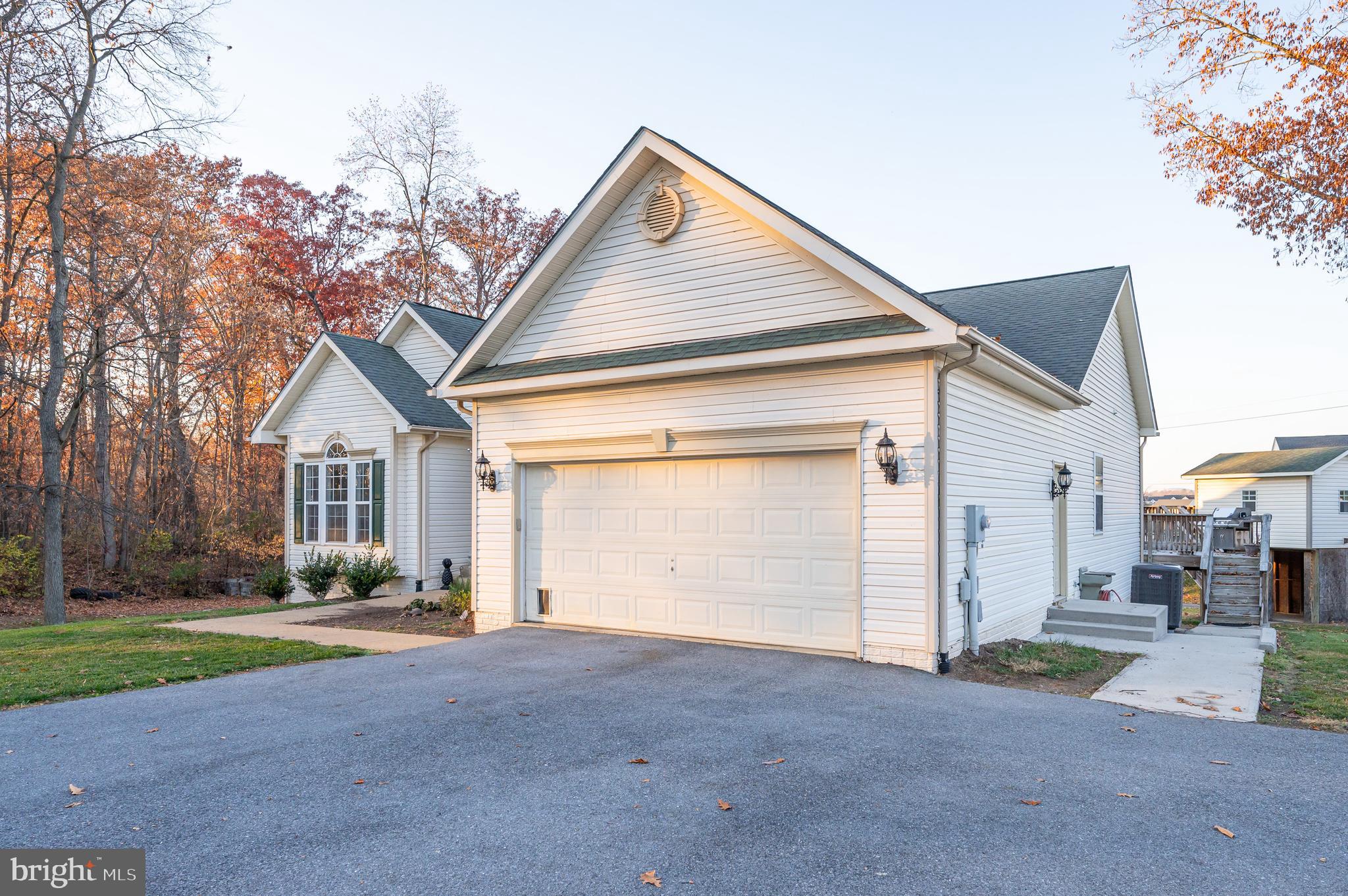 WOODBRIER MANOR - Residential