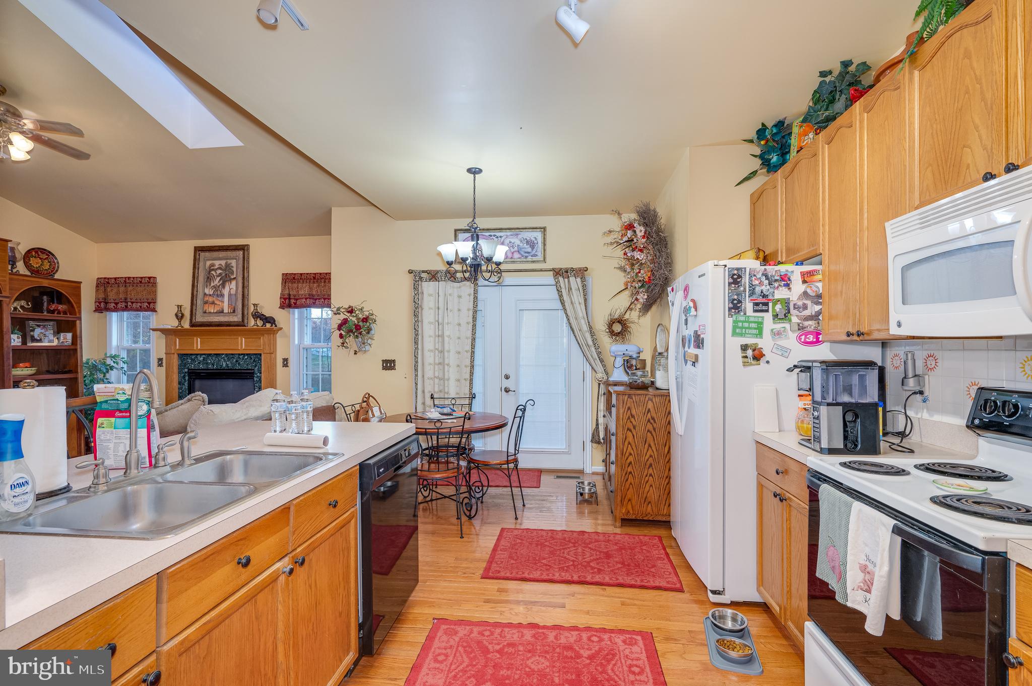 WOODBRIER MANOR - Residential