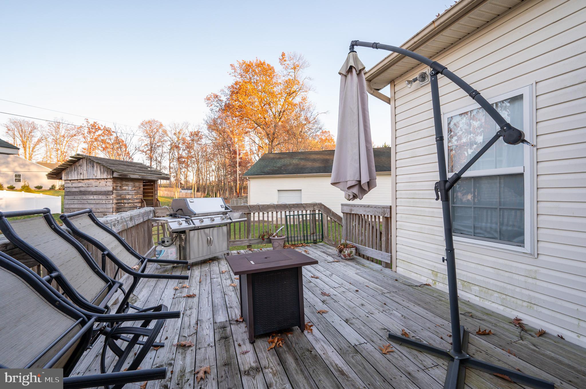 WOODBRIER MANOR - Residential