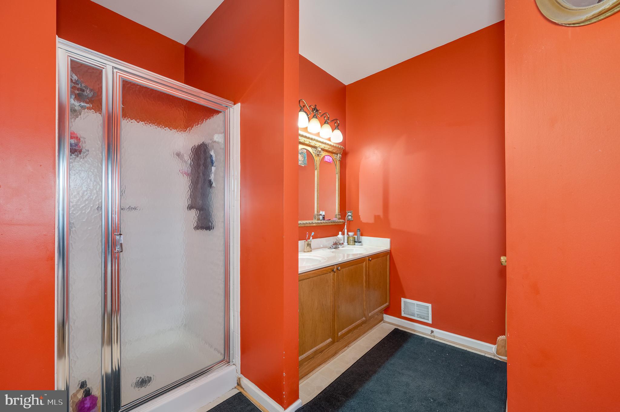 WOODBRIER MANOR - Residential