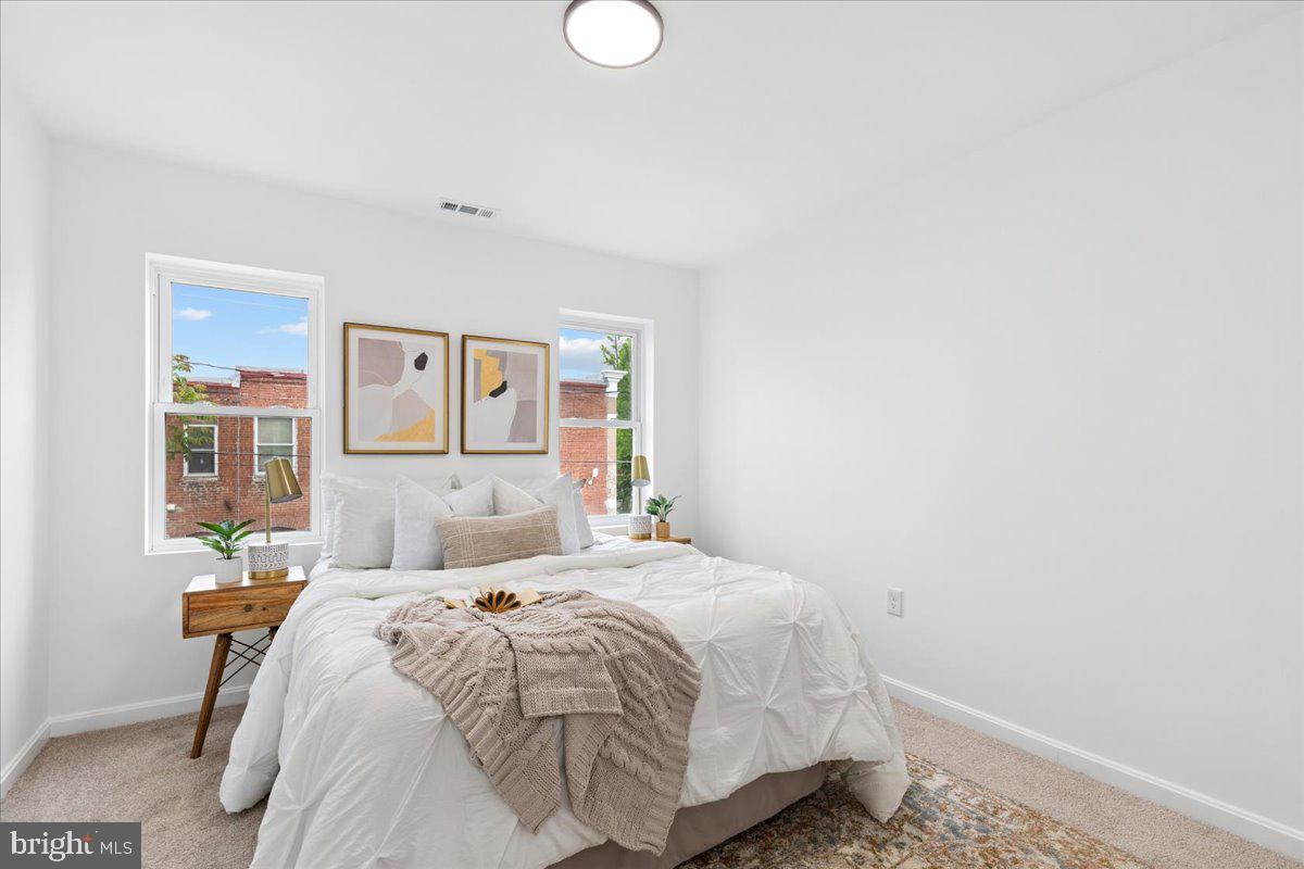 EAST BALTIMORE MIDWAY - Residential