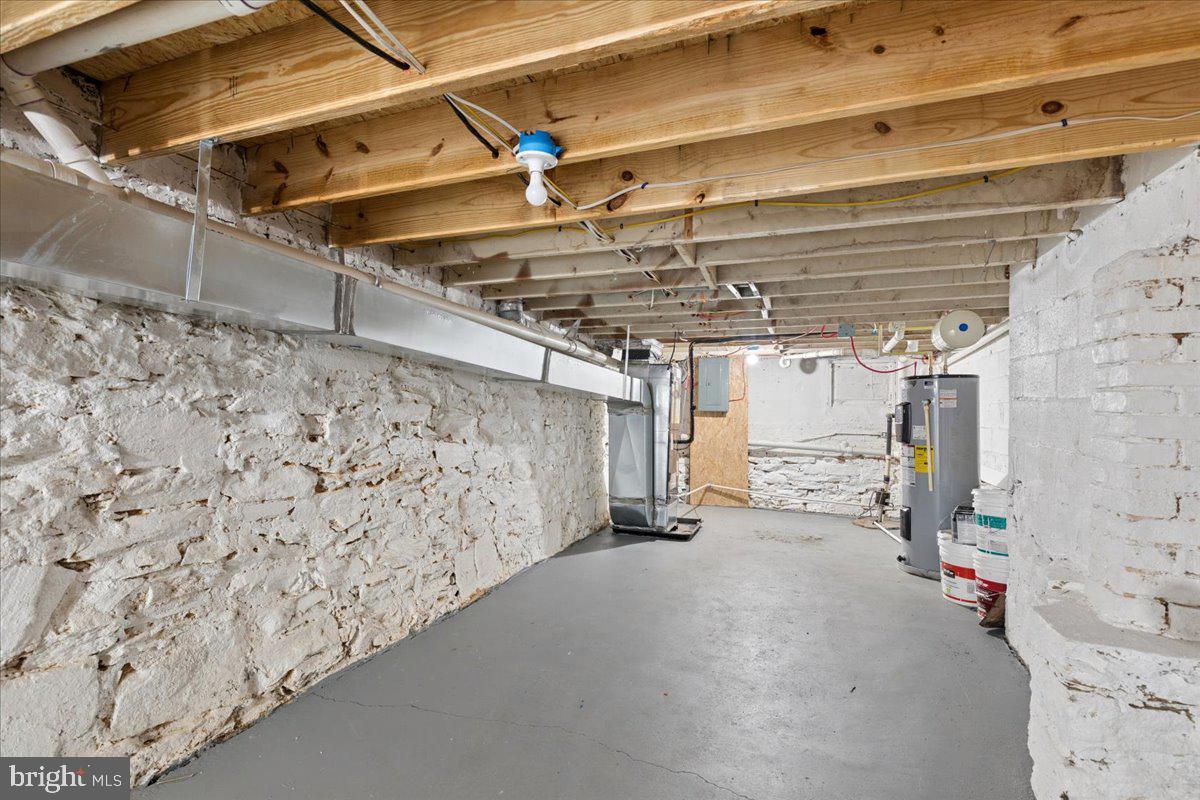 EAST BALTIMORE MIDWAY - Residential