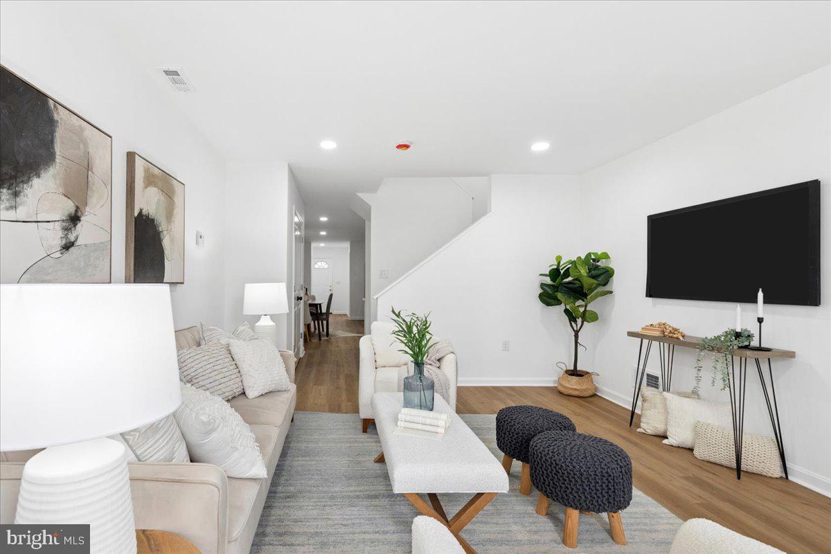 EAST BALTIMORE MIDWAY - Residential