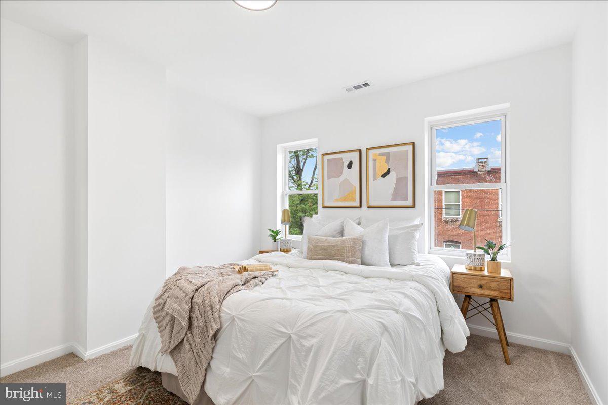 EAST BALTIMORE MIDWAY - Residential