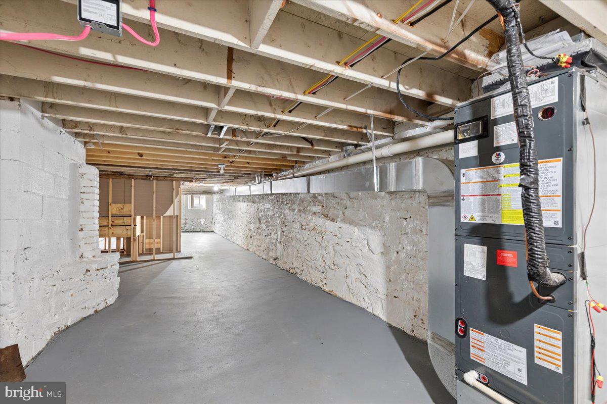 EAST BALTIMORE MIDWAY - Residential