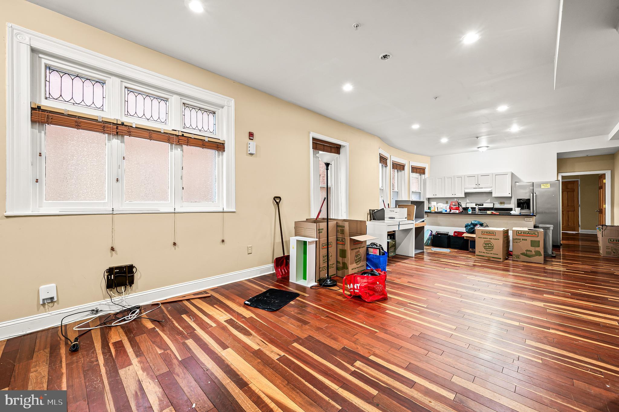 426 S 44TH STREET 1