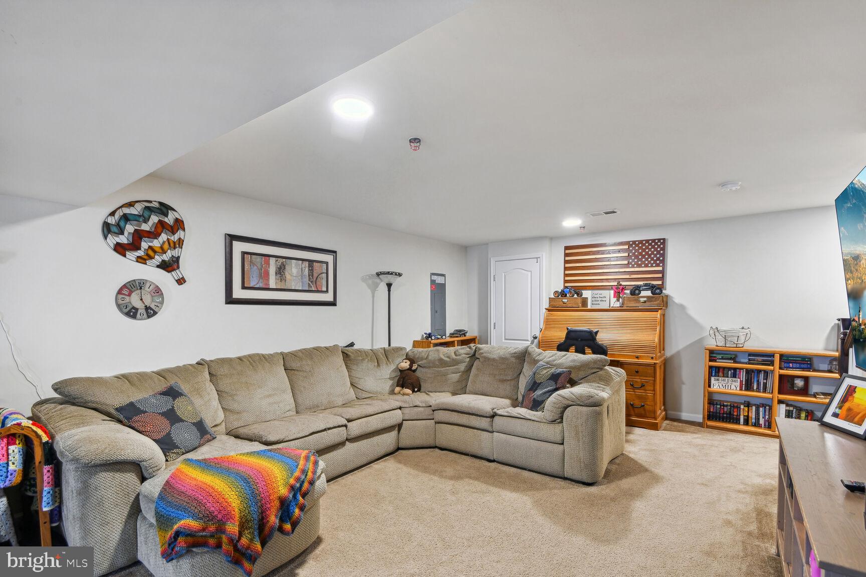 MARSHALL GROVE ESTATES - Residential