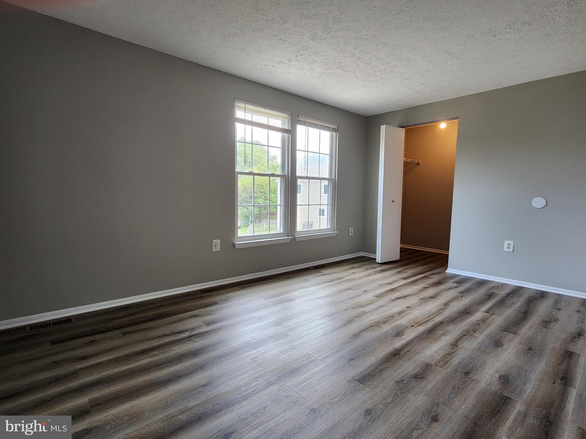 EMORY GROVE PARK - Residential Lease