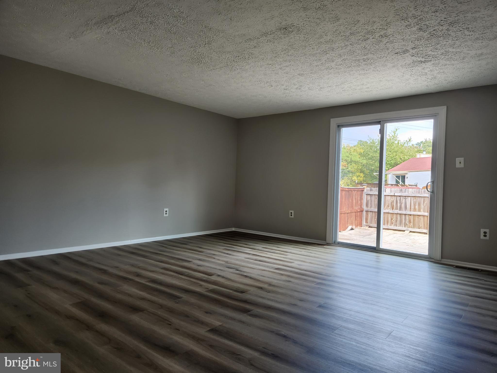 EMORY GROVE PARK - Residential Lease