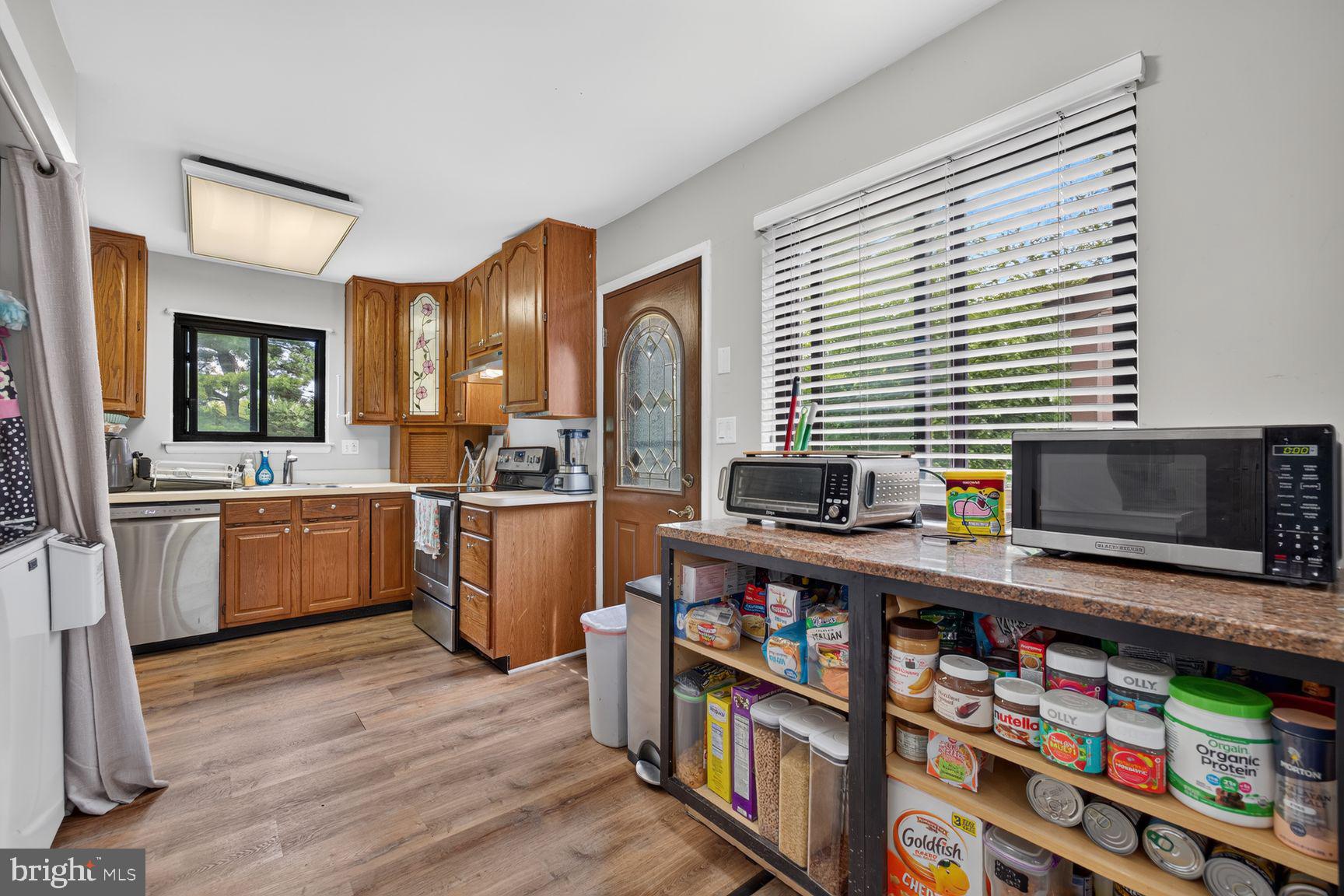 11298 WOODHAVEN DRIVE