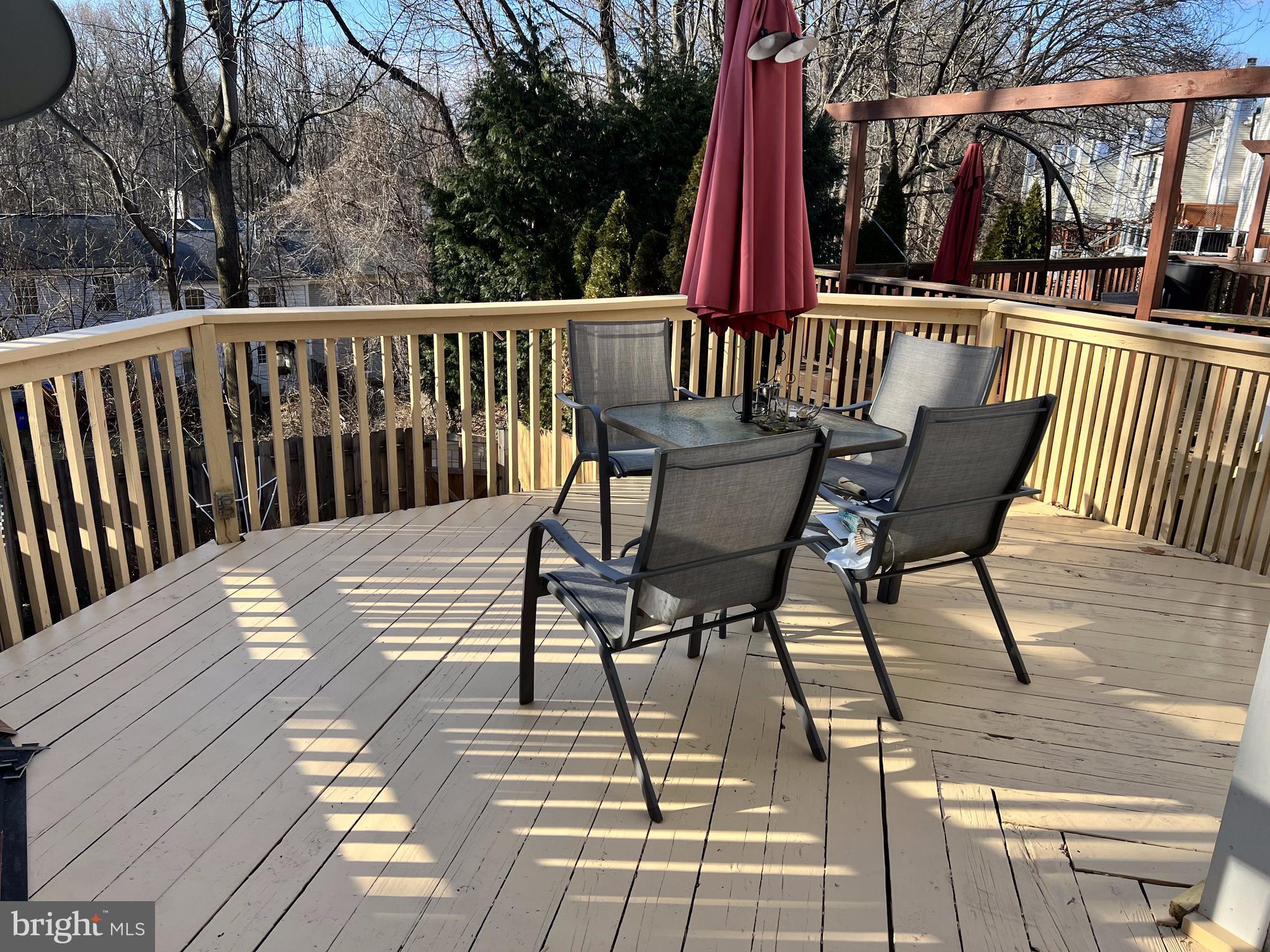 DUMONT OAKS - Residential Lease