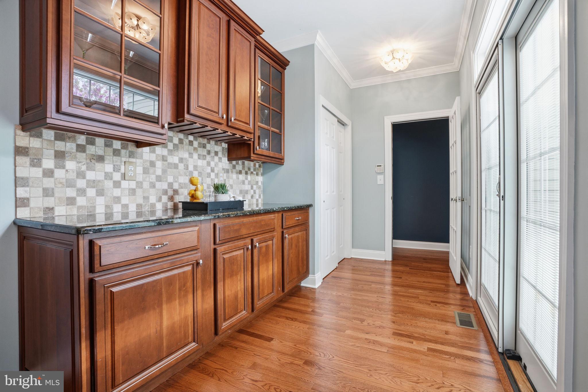 NEWTOWN WALK - Residential