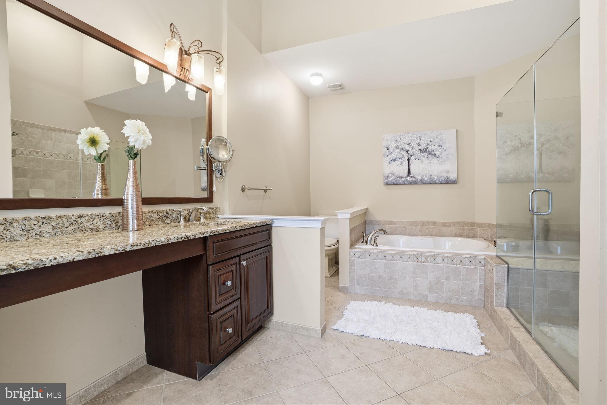 NEWTOWN WALK - Residential