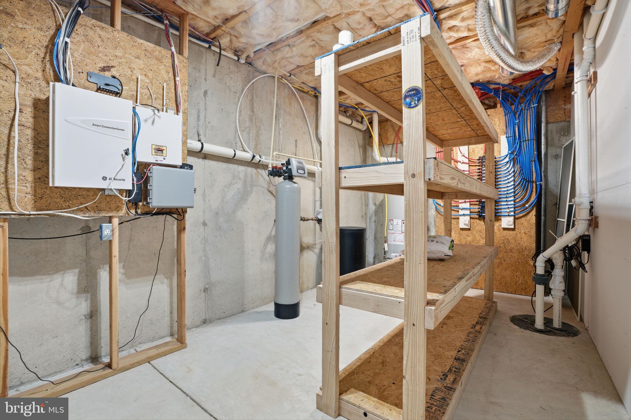 NEWTOWN WALK - Residential