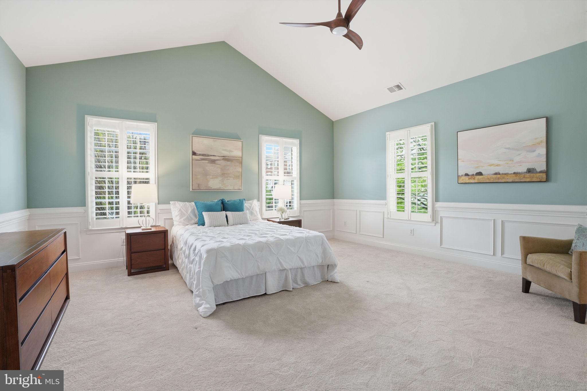 NEWTOWN WALK - Residential