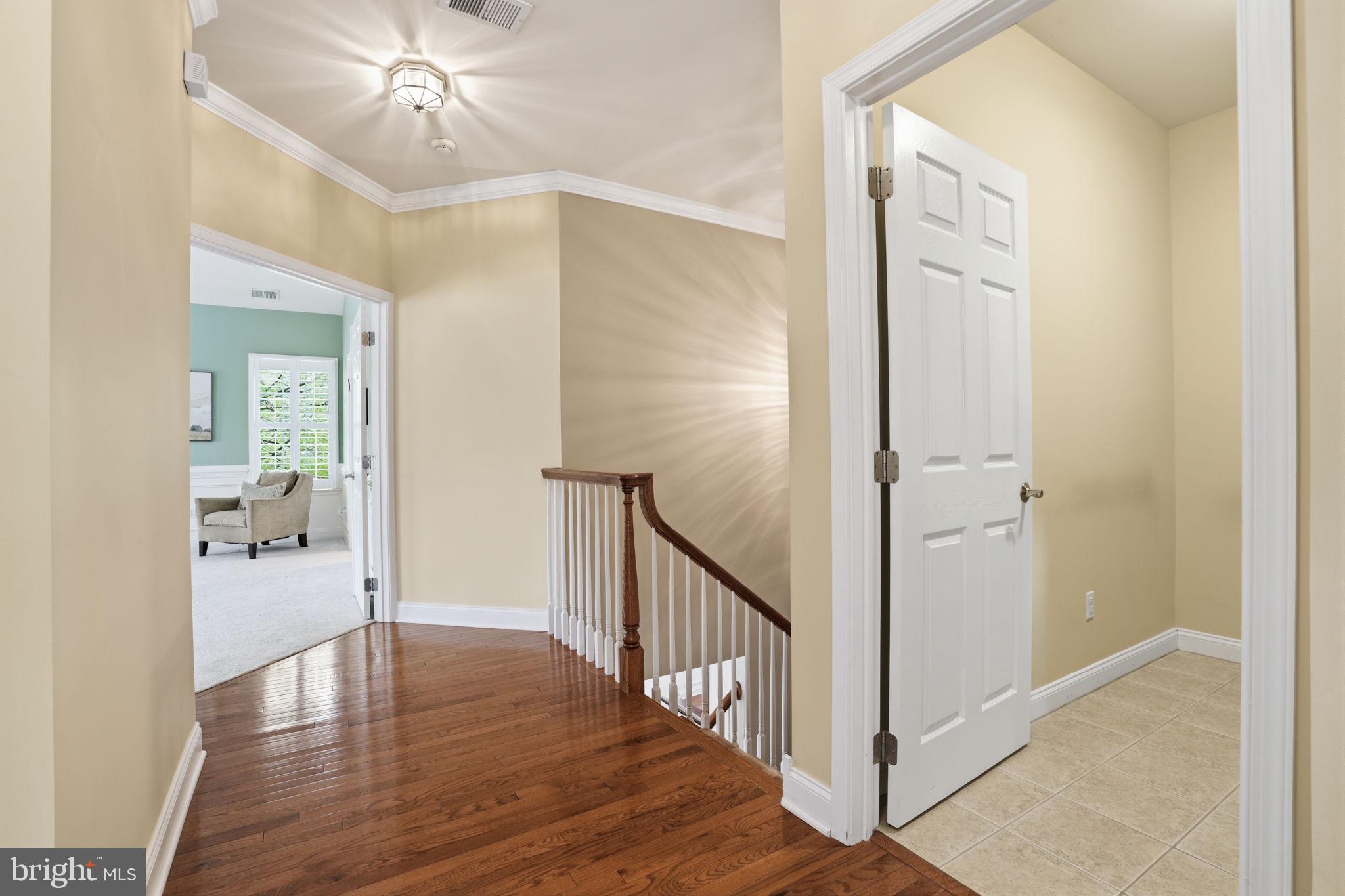 NEWTOWN WALK - Residential