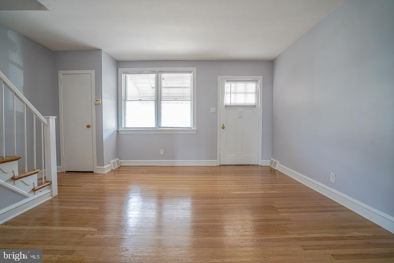 BRIDESBURG - Residential