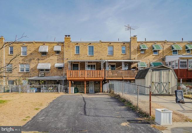BRIDESBURG - Residential