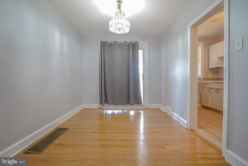 BRIDESBURG - Residential