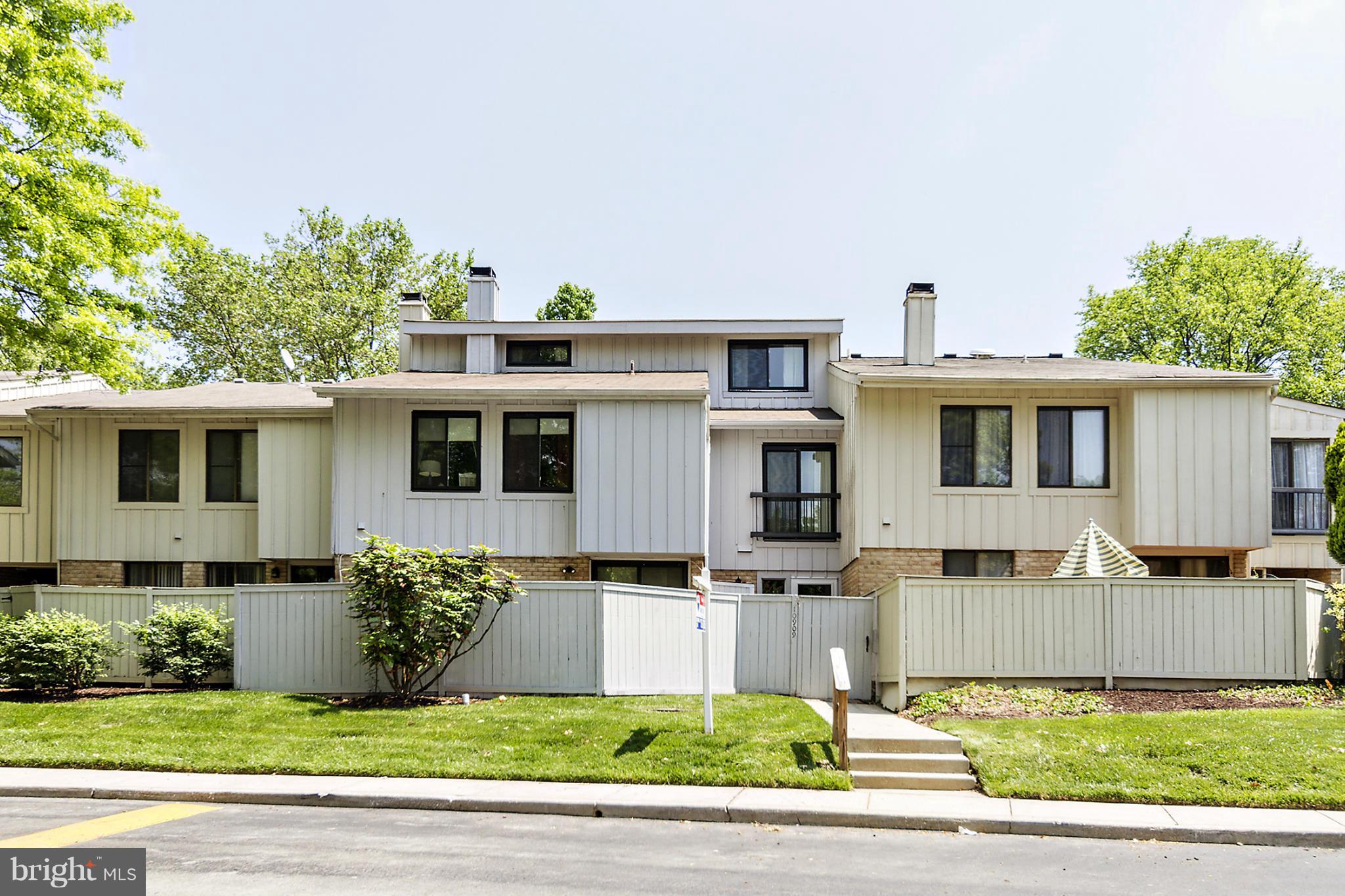VILLAGE OF CLARYS FOREST - Residential