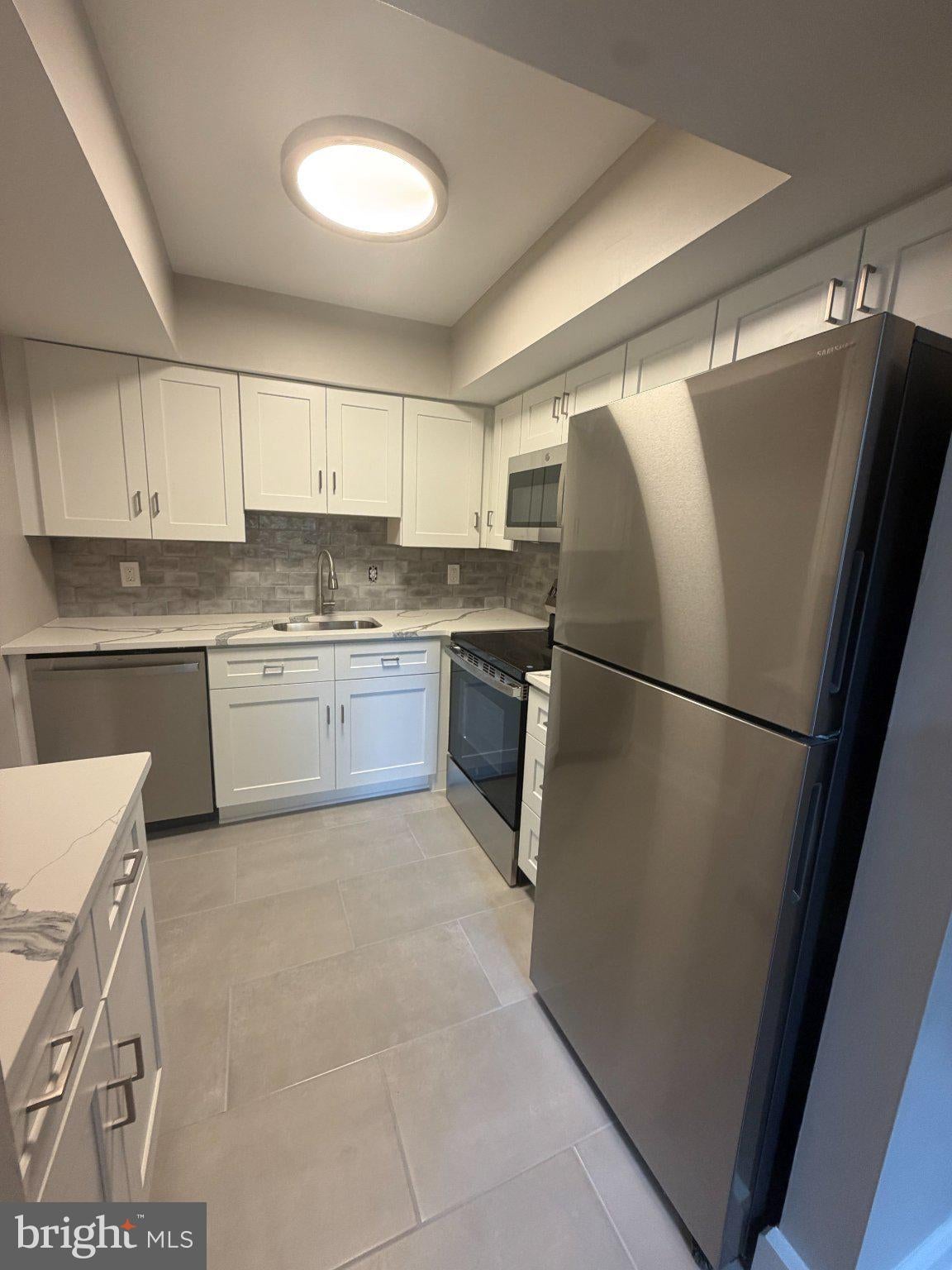 701 YARDLEY CMNS COMMONS