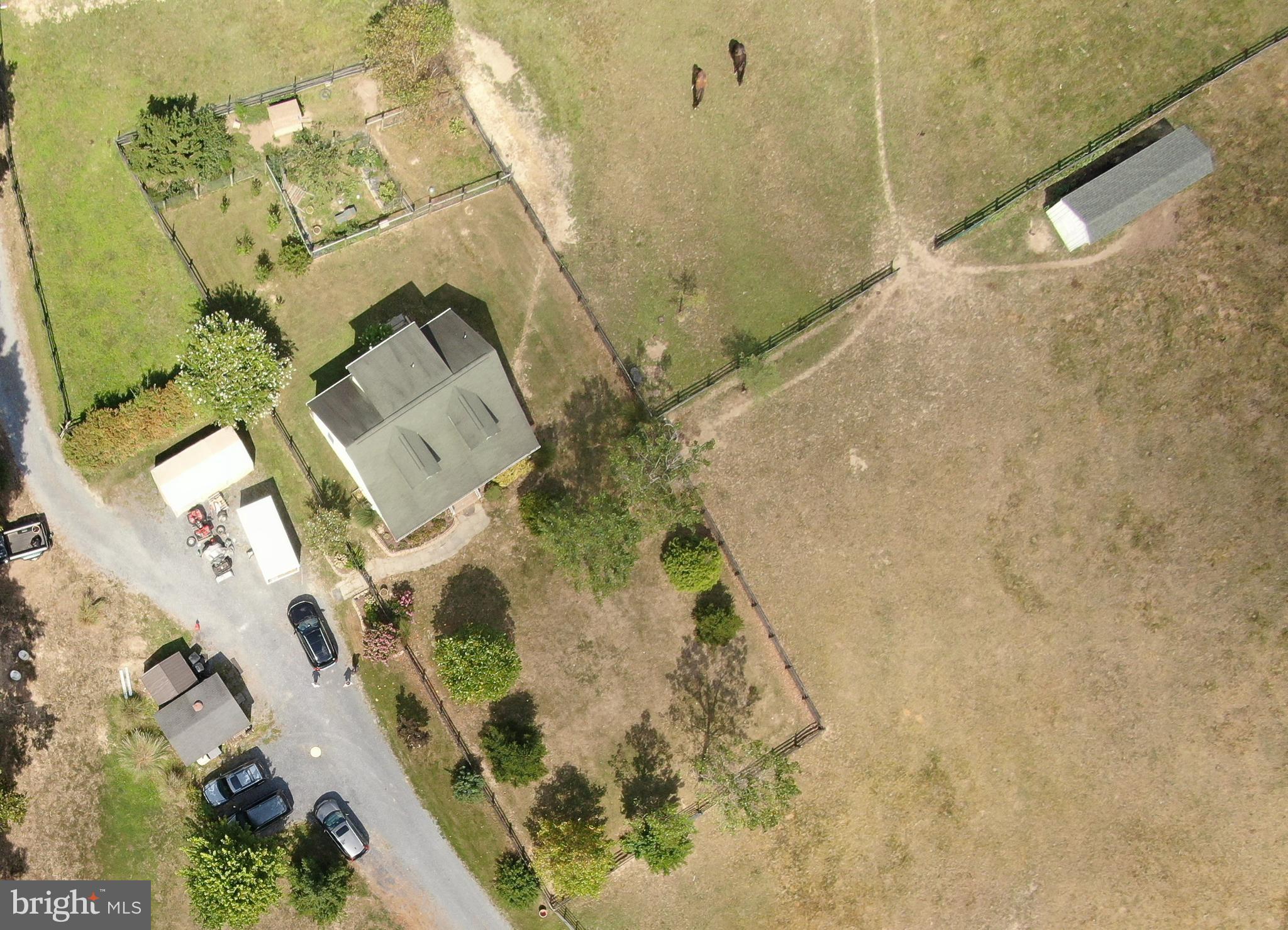 NEIGHBORHOOD - Residential Lease