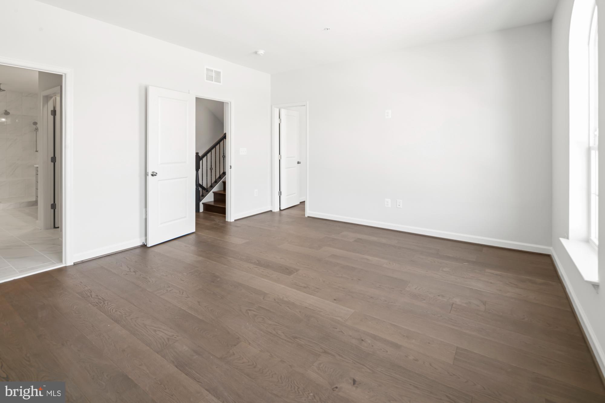 POTOMAC OVERLOOK - Residential