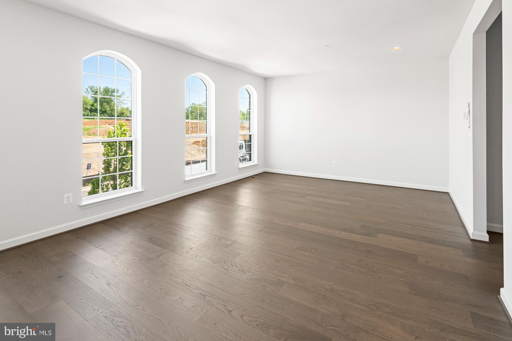 POTOMAC OVERLOOK - Residential