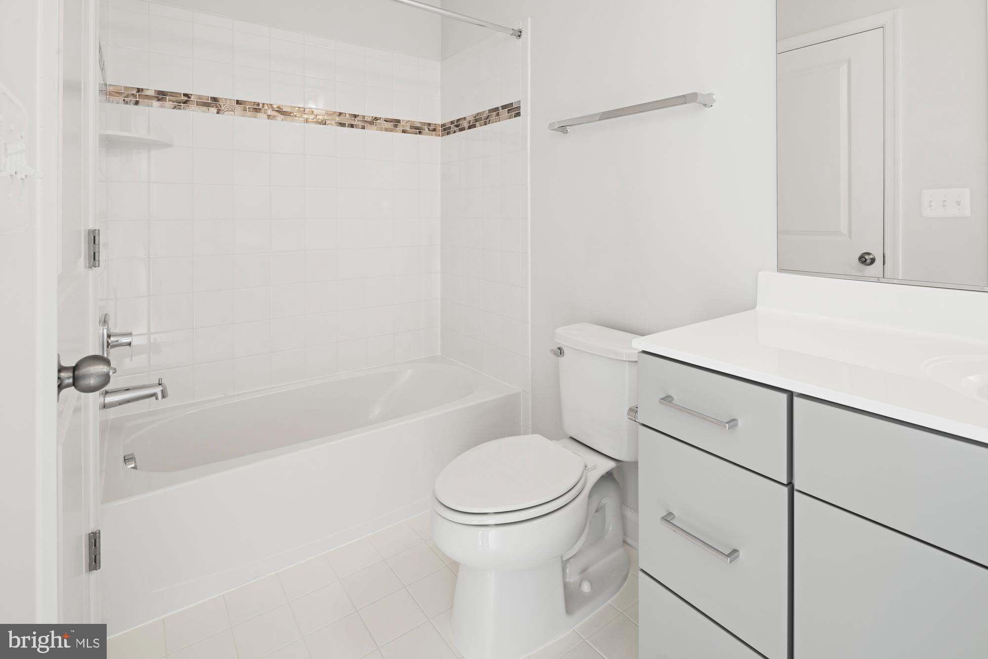 POTOMAC OVERLOOK - Residential