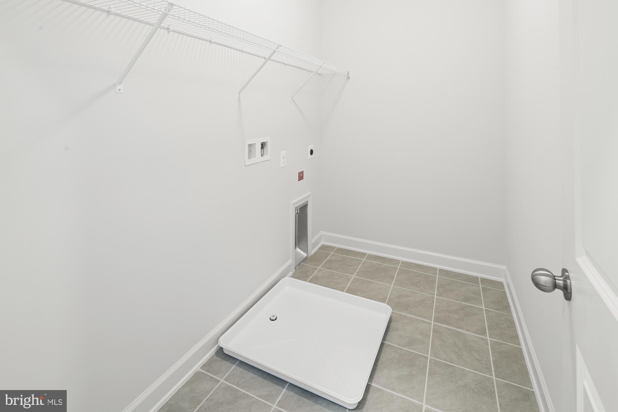 POTOMAC OVERLOOK - Residential