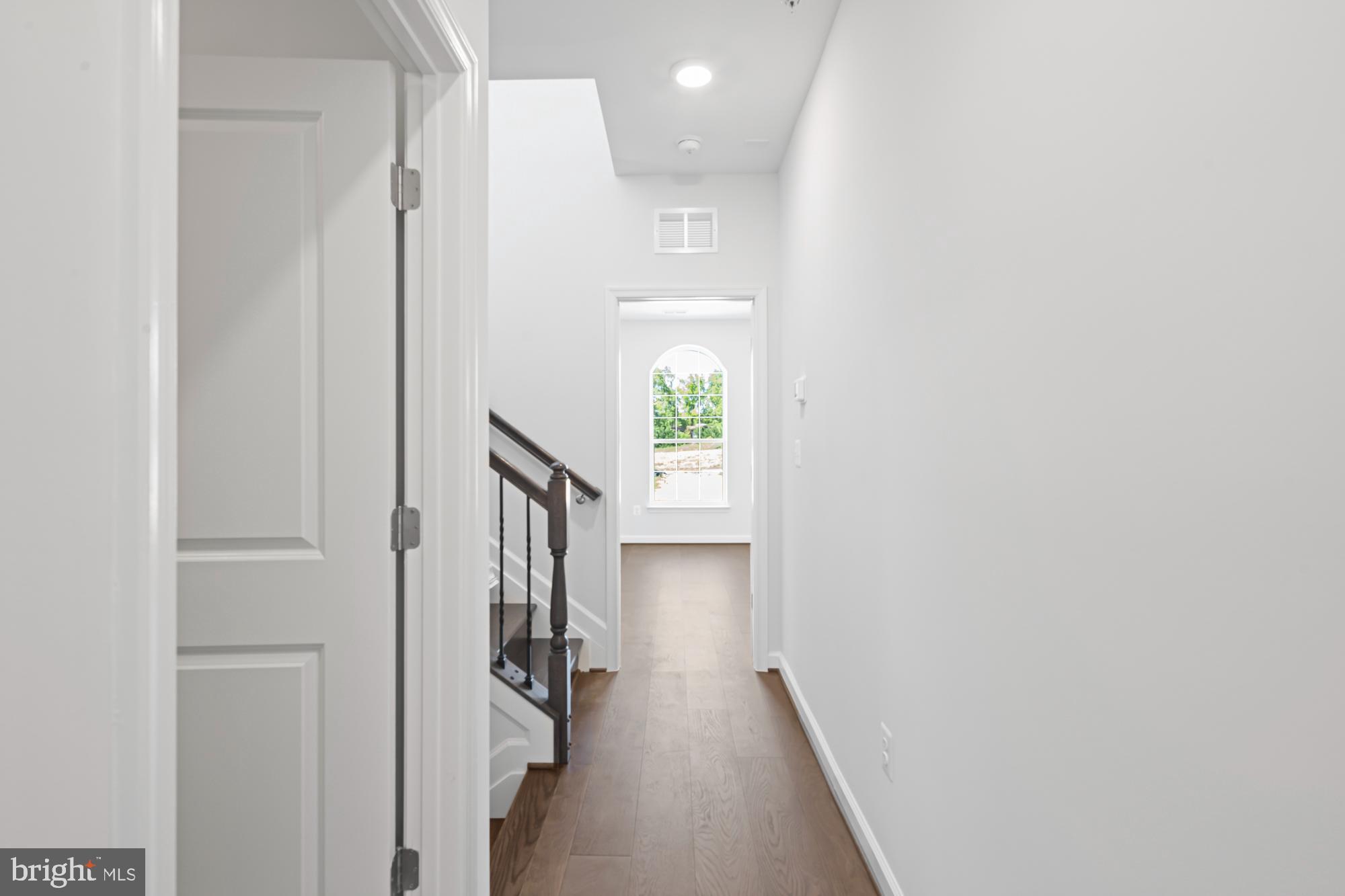 POTOMAC OVERLOOK - Residential