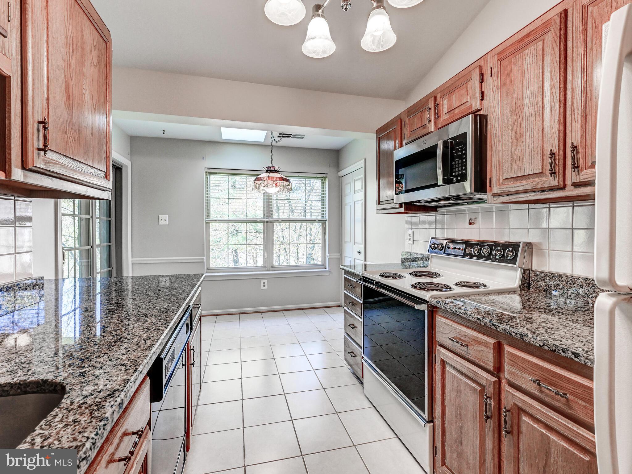 LOVETON FARMS - Residential