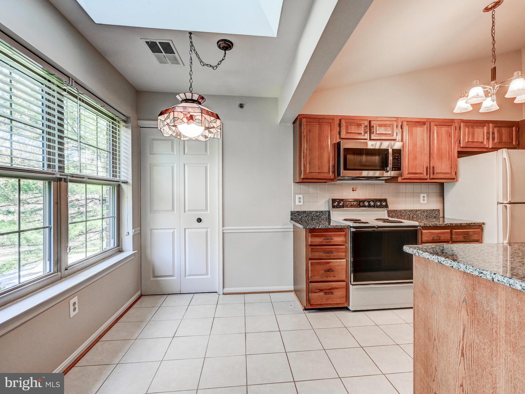 LOVETON FARMS - Residential