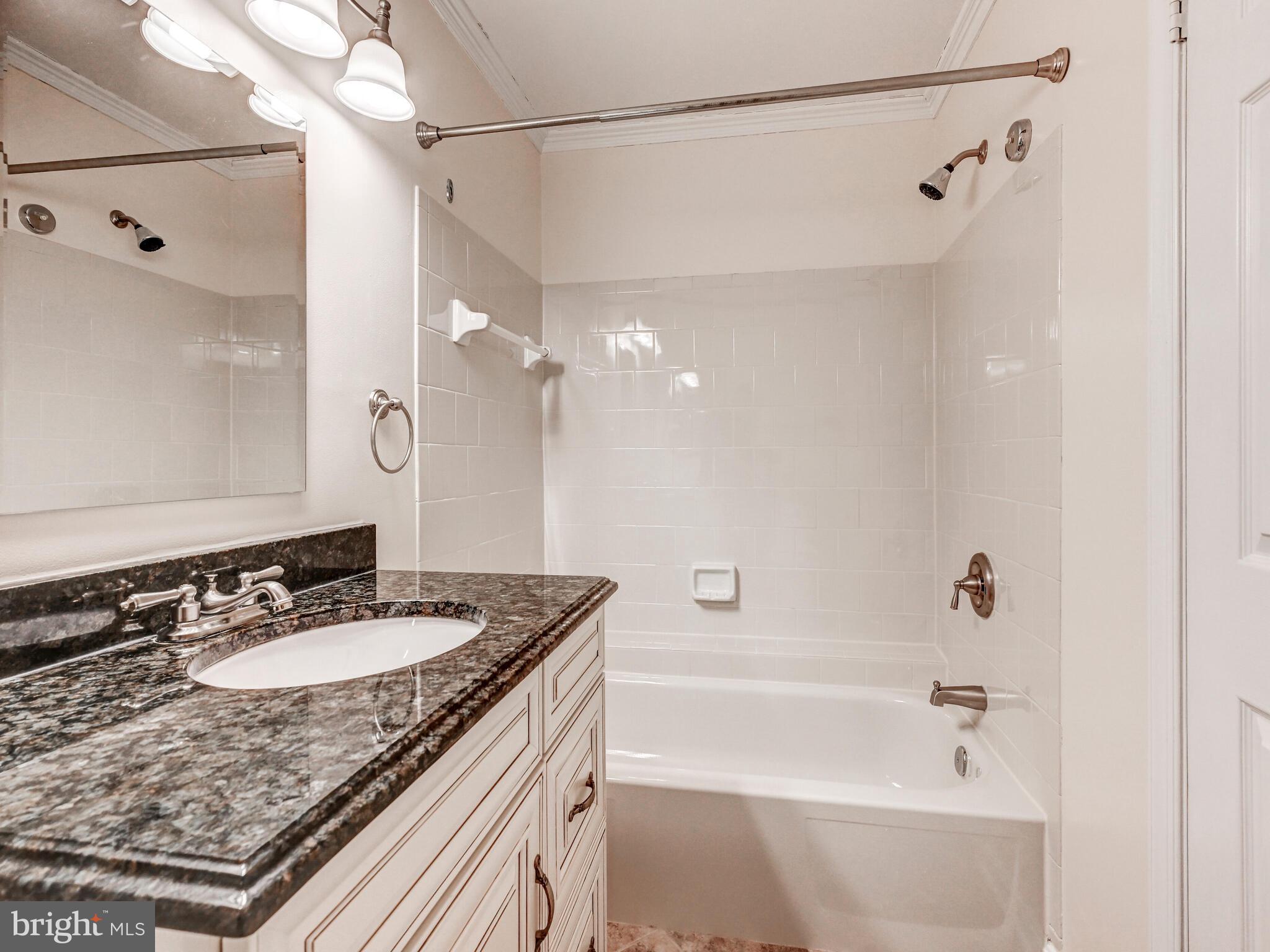 LOVETON FARMS - Residential